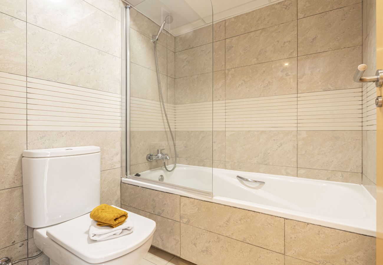 Apartment in Salou - AQQUARIA 2BB12